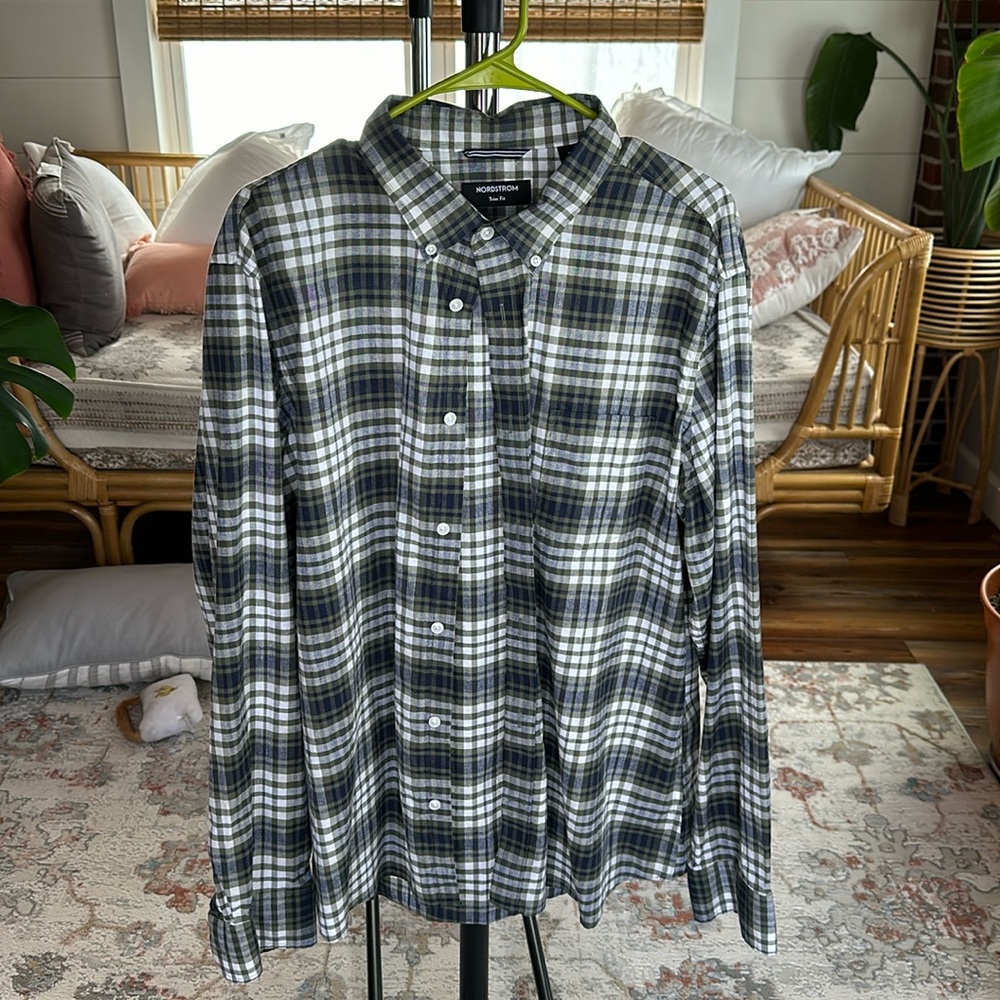 Nordstrom men’s Trim fit long sleeve button up shirt 🔥🔥🔥